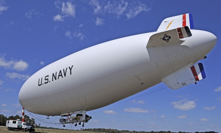 美軍購買(mǎi)大批飛艇用于地面監視