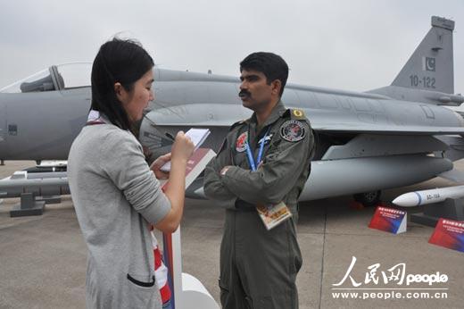 20121115ͻ˹̹܊֩롱ϯwІT AhsanУڵھŌЇչF(chng)W(wng)ӢӛިĲL(fng)   zӰW(wng)ӛ  D
