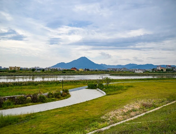 推動(dòng)生態(tài)文明建設和綠色低碳發(fā)展